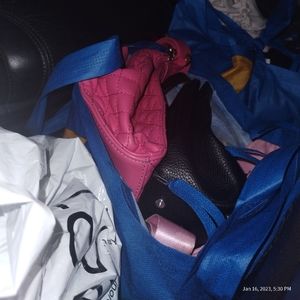 Women's/Junior's Clothing